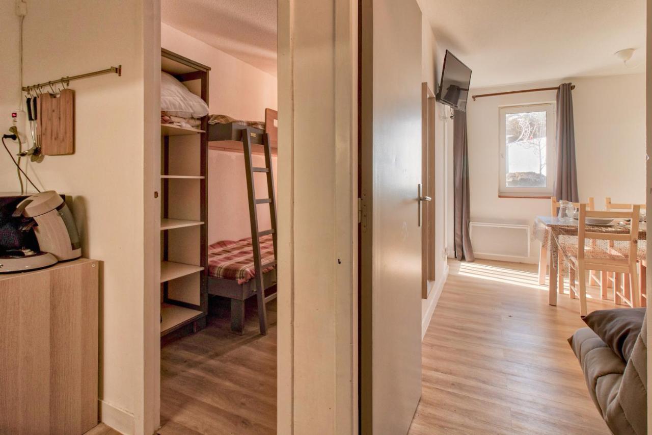 Acces Direct Aux Pistes - Appartement Pour 4 Genos Bagian luar foto